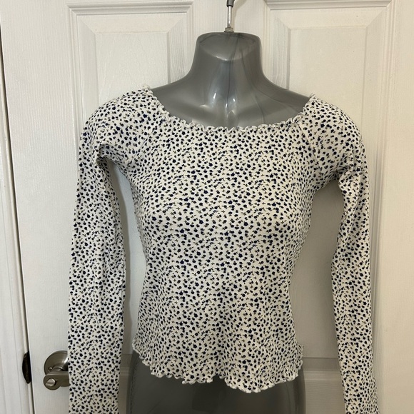 Stretchy Floral Crop Top with Long Sleeves, Sz L - Picture 1 of 5